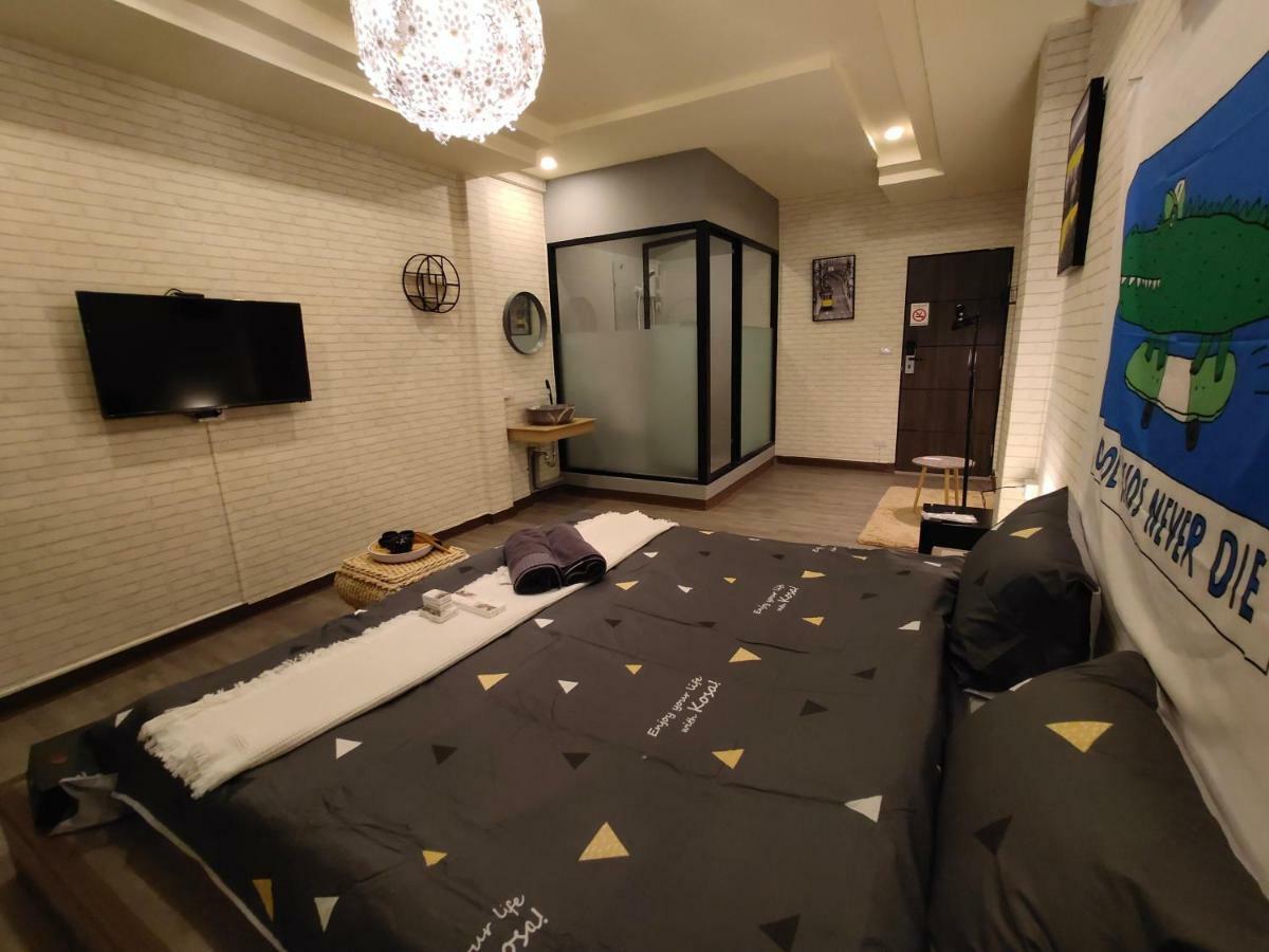 Meetu曼谷市中心特色旅馆，近火车夜市，免费早餐 Guest house *