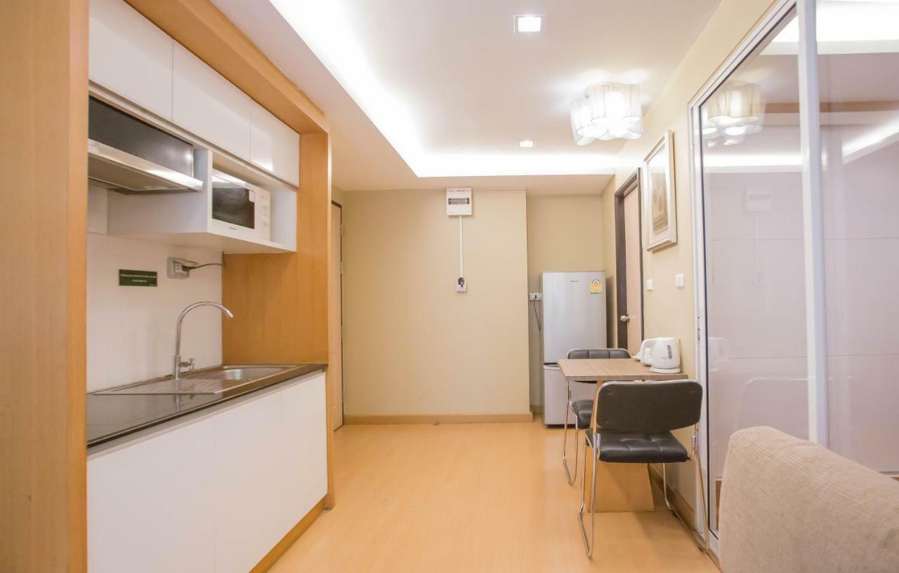 Greenview Ekkamai10 3*