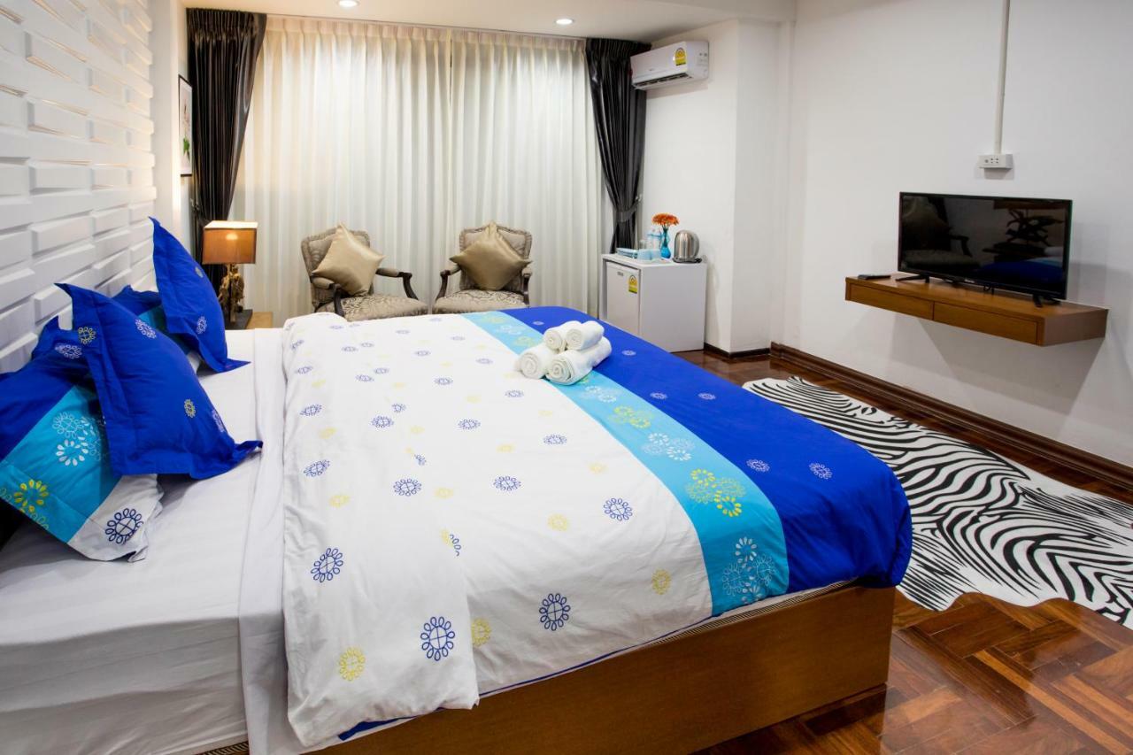 Nine Loft Hostel