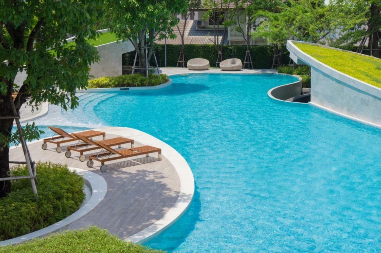 Apartment Ideo O2网红泳池 32f Skyline View Bitec Bts Bangna400米 *