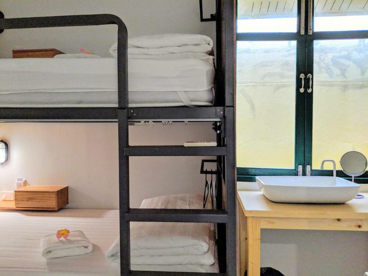 Hostel Peace Factory Bangkok