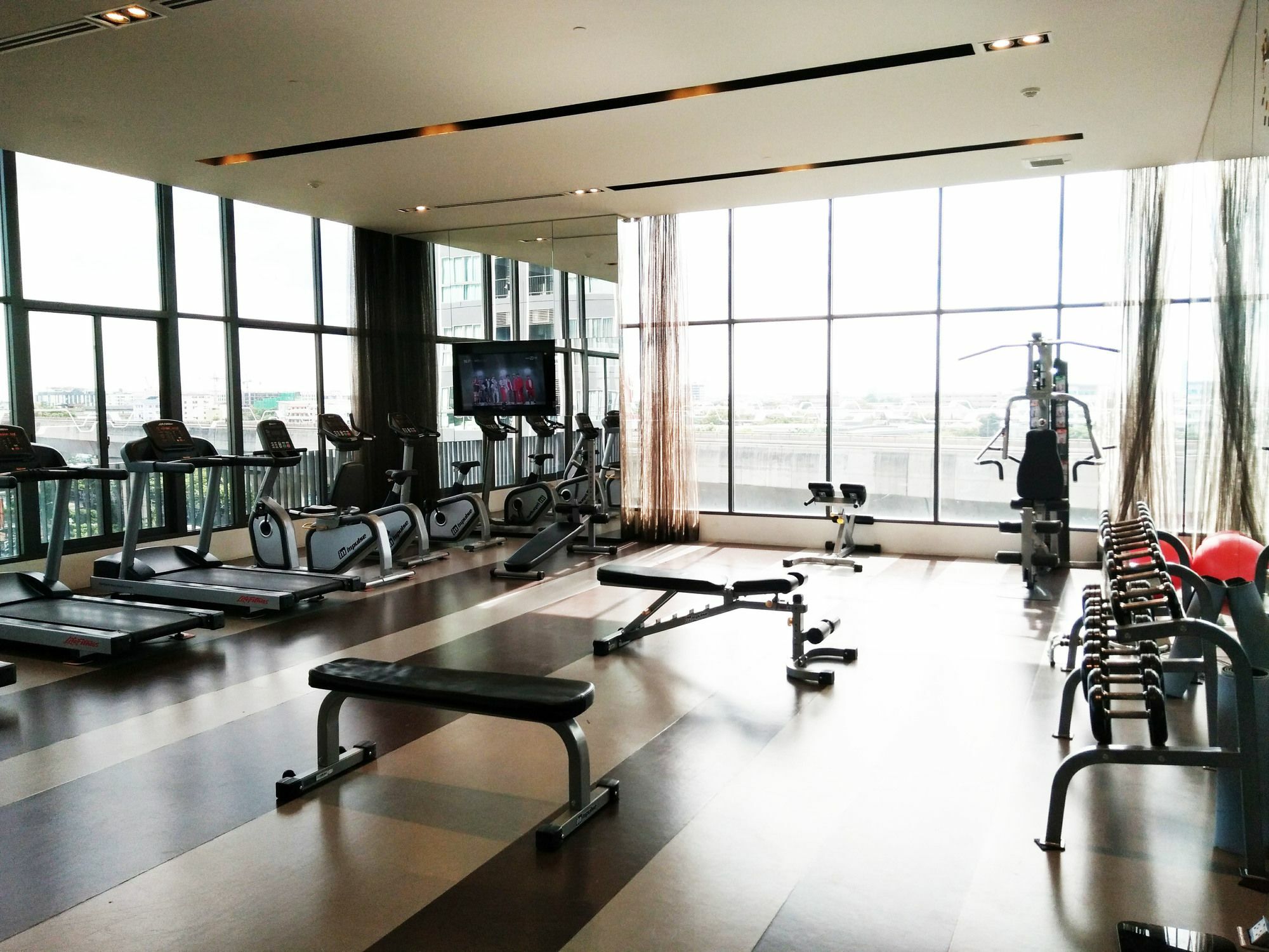 Hotel Sukhumvit New @ Bts Bangna 3*