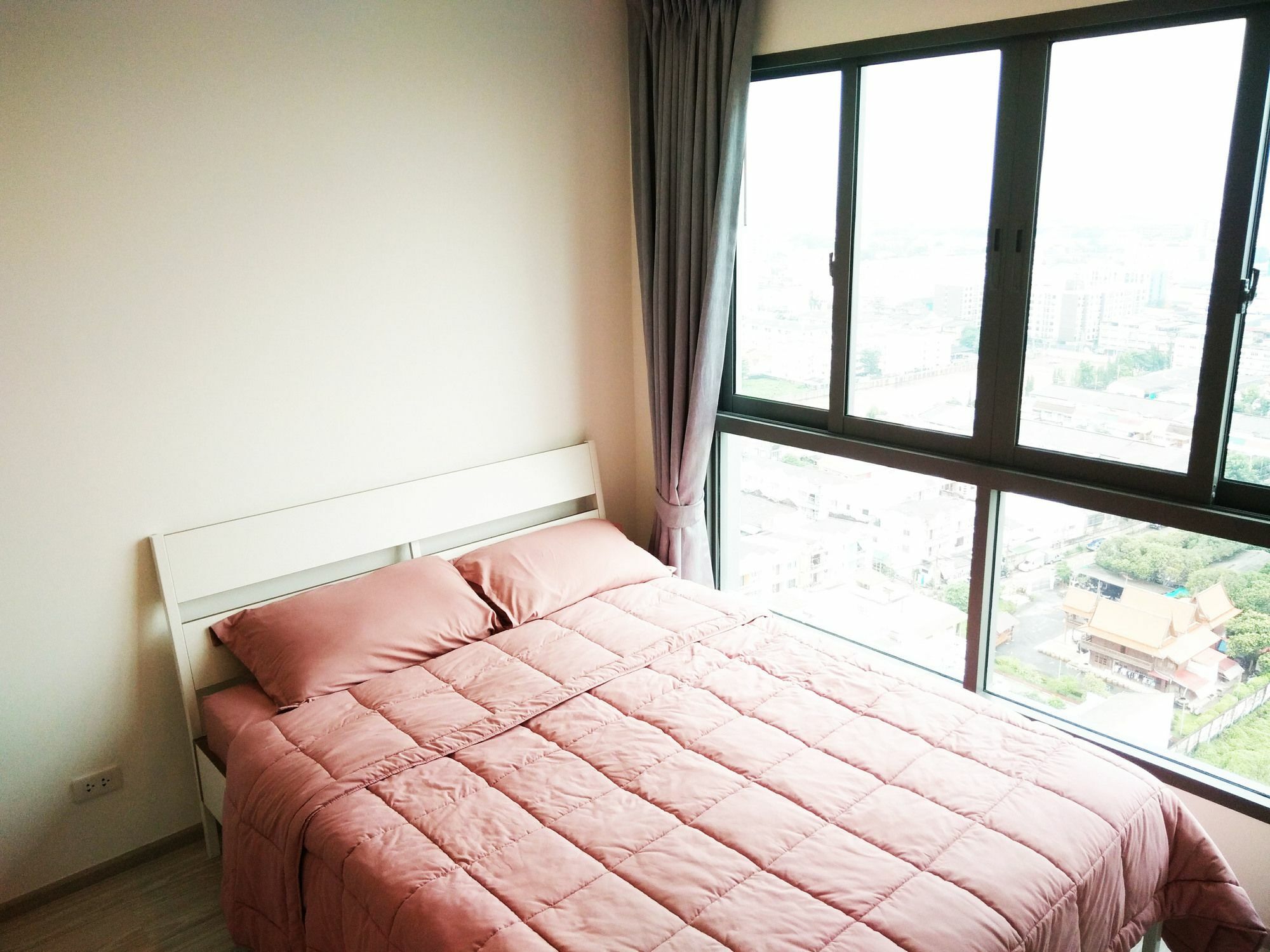 Sukhumvit New @ Bts Bangna Hotel 3*