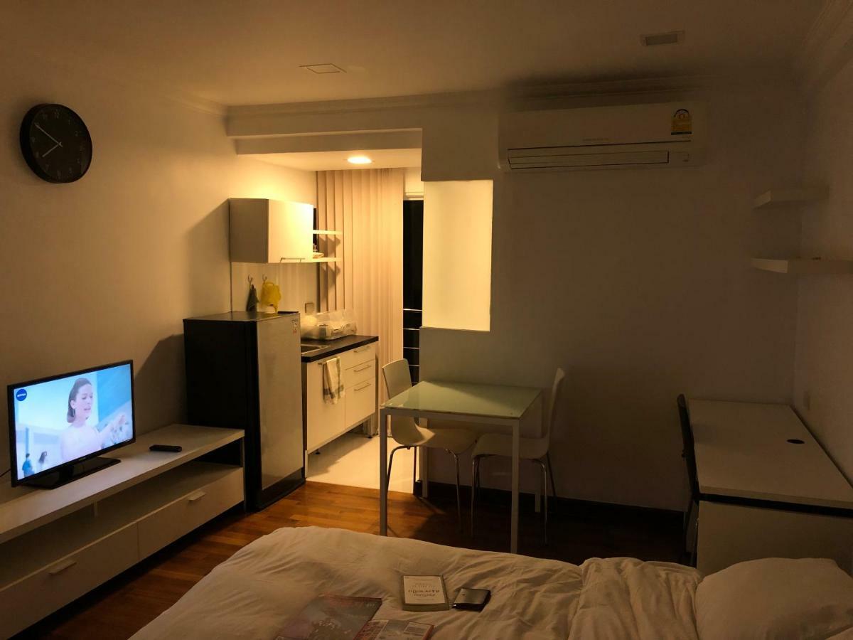 Flawless Sathorn Apartment *