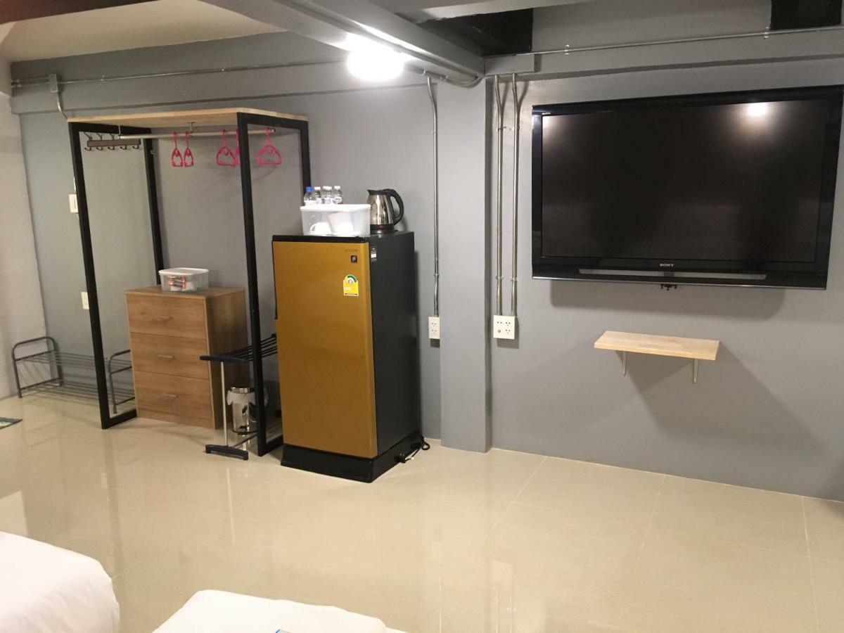 Icon Hostel *