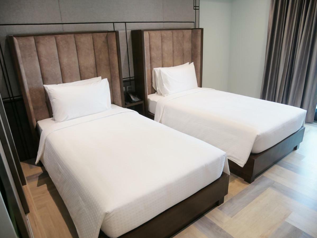 First Pride Hotel 3*
