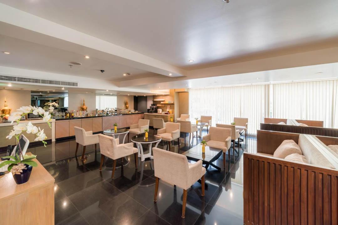 Furama Silom 4*