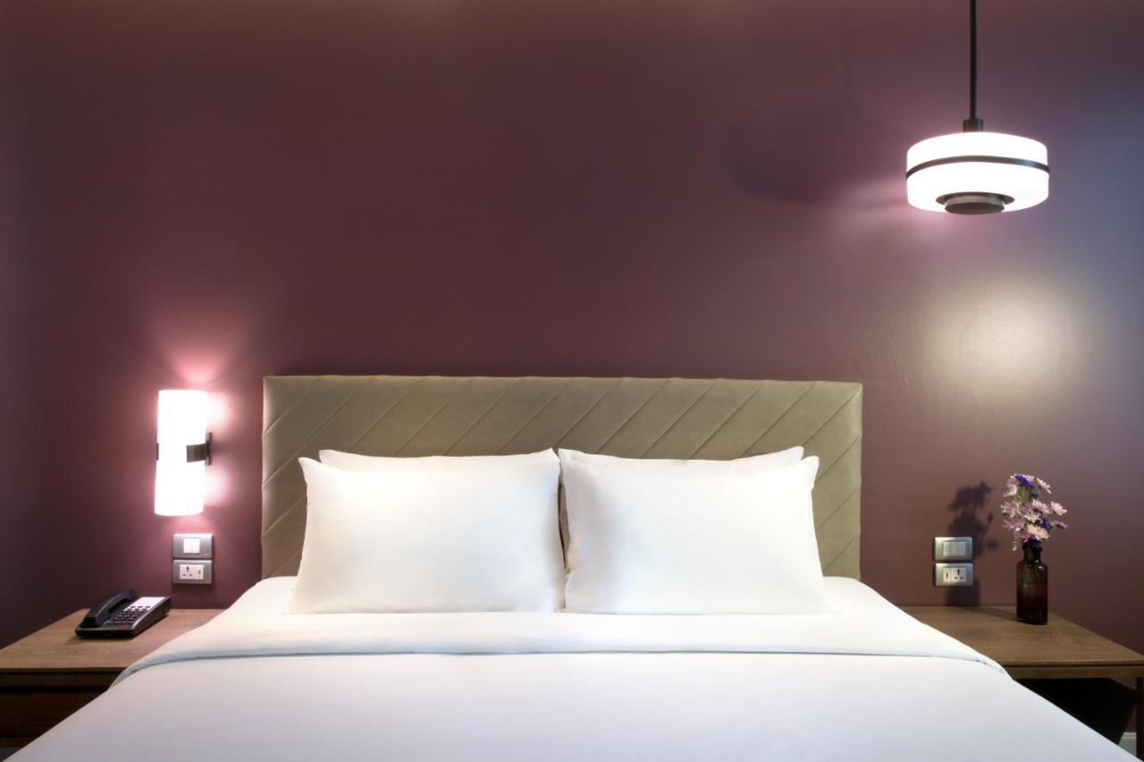 Hotel Mercure Sukhumvit 24 4*