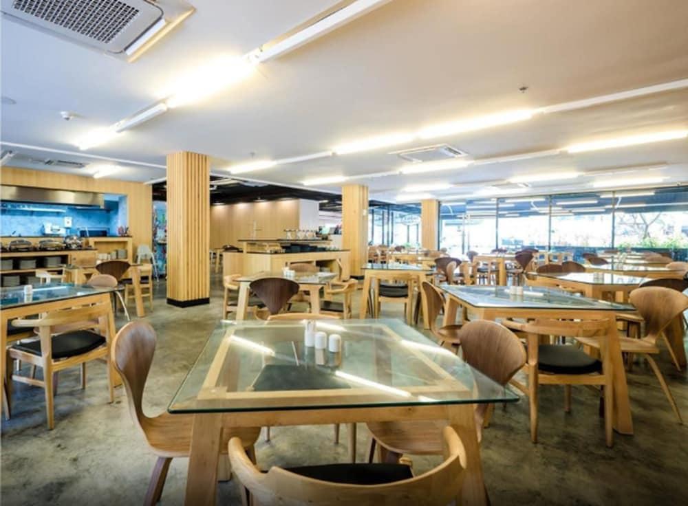 Galleria 12 Sukhumvit By Compass Hospitality 4* Bangkok