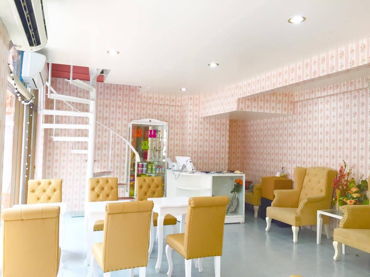 De Sky Sukhumvit Ekkamai 3* Bangkok