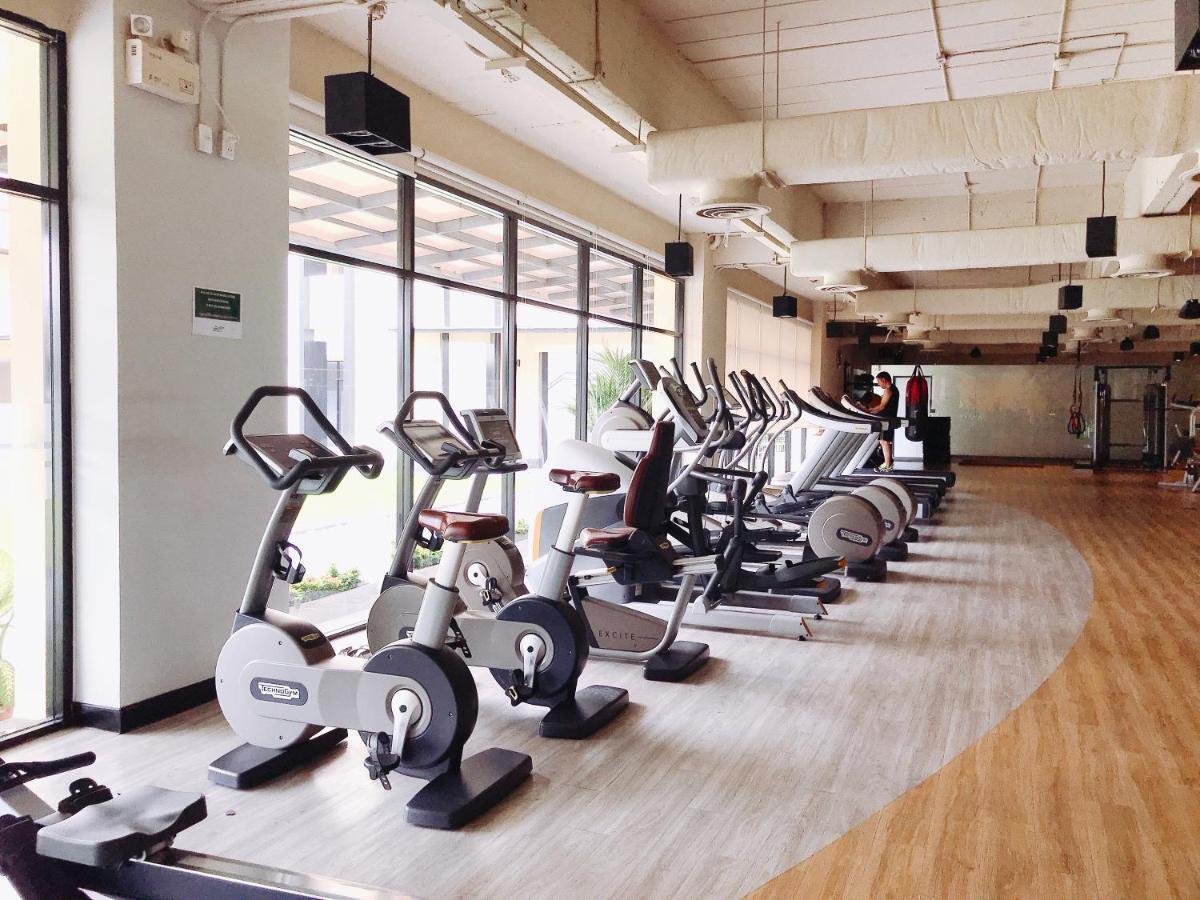 Eastin Thana Golf Bangkok