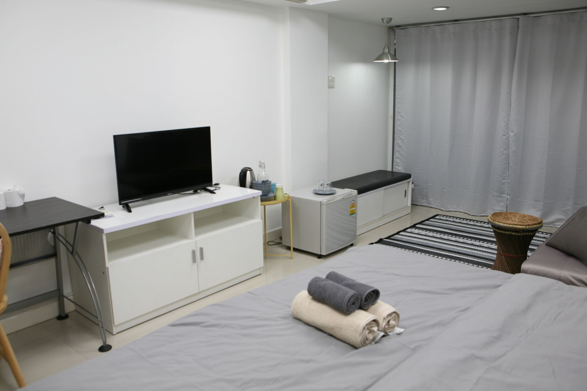 Hotel S