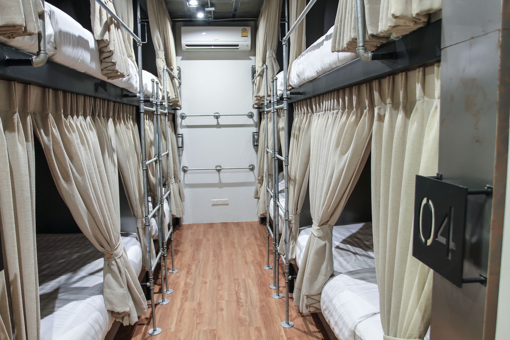 Hotel Siam Plug In