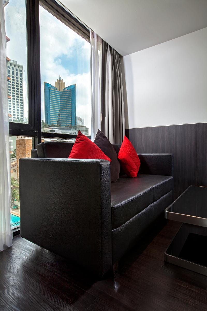 Hotel Galleria 12 Sukhumvit By Compass Hospitality Bangkok