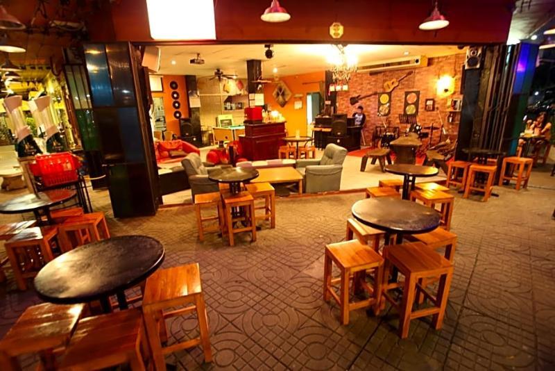 Hotel At Smile House 2*