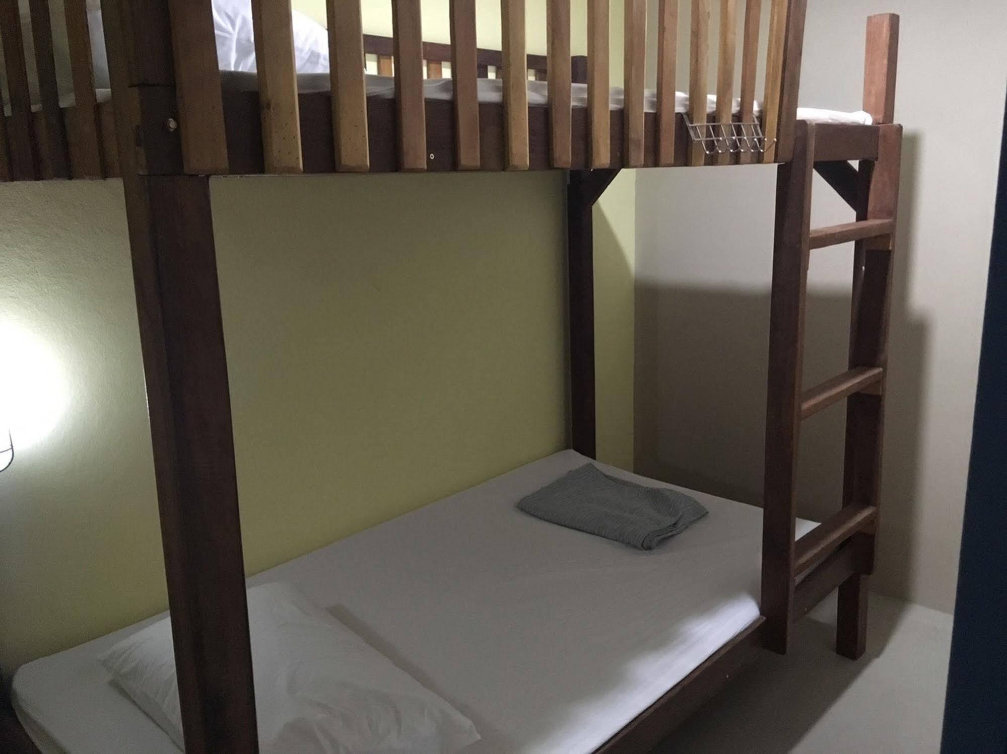 Hostel Zleep63