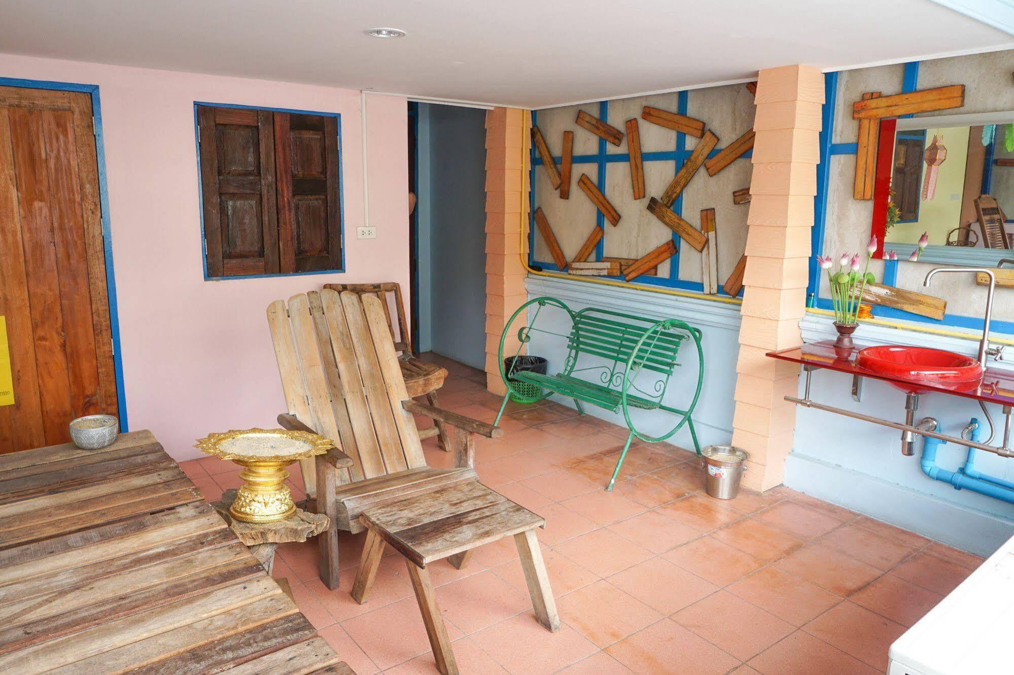 Zleep63 Hostel *