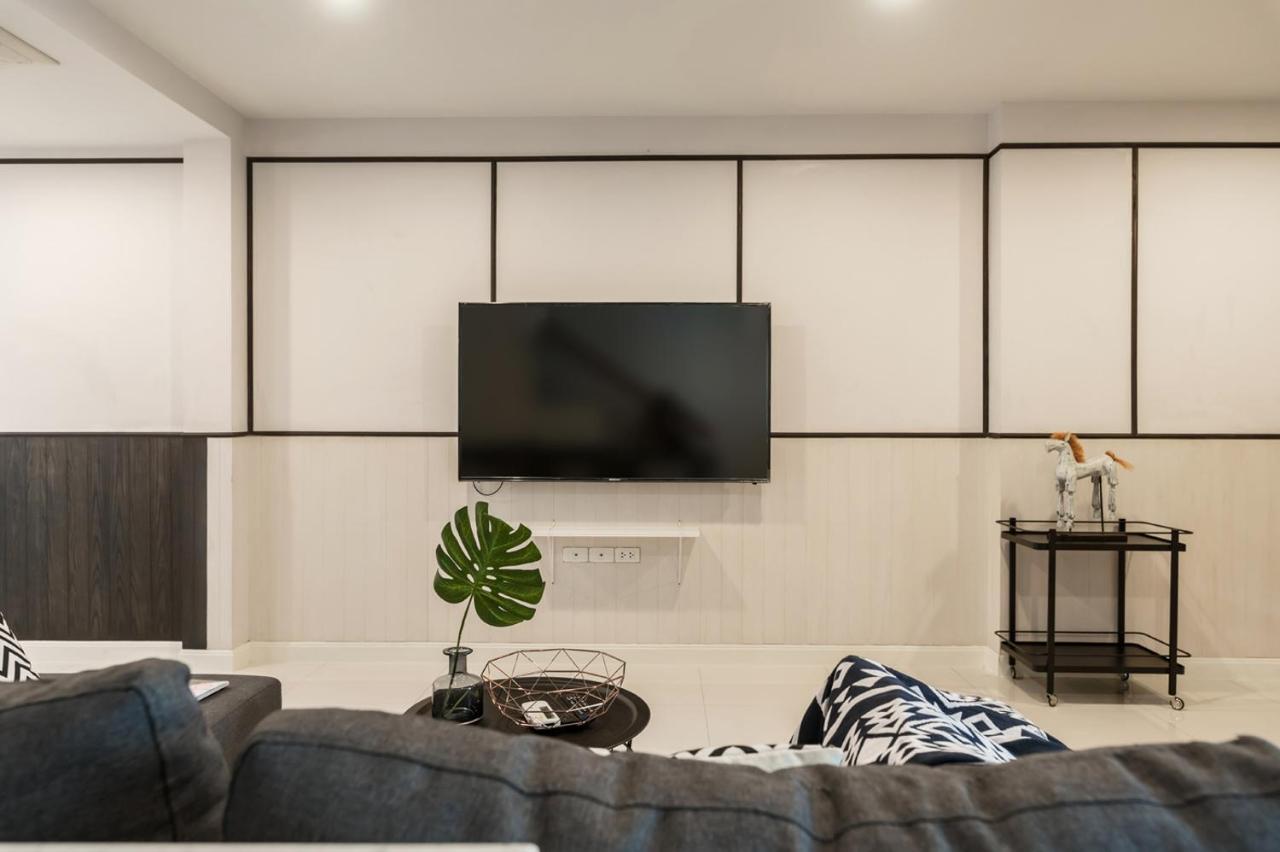 Miq Asoke808 - Asoke Bts - Garden Pool - 16 Pax Pousada Banguecoque