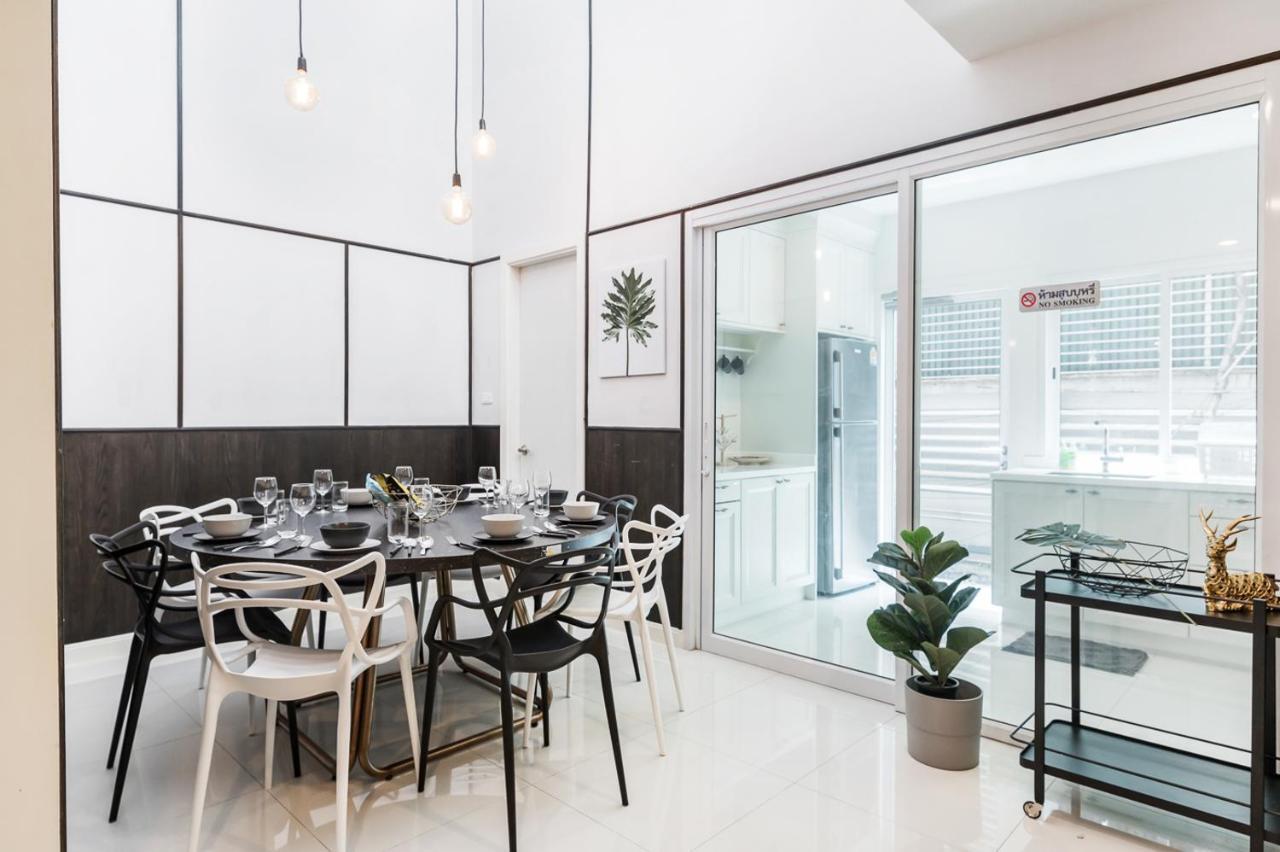 Miq Asoke808 - Asoke Bts - Garden Pool - 16 Pax Pousada