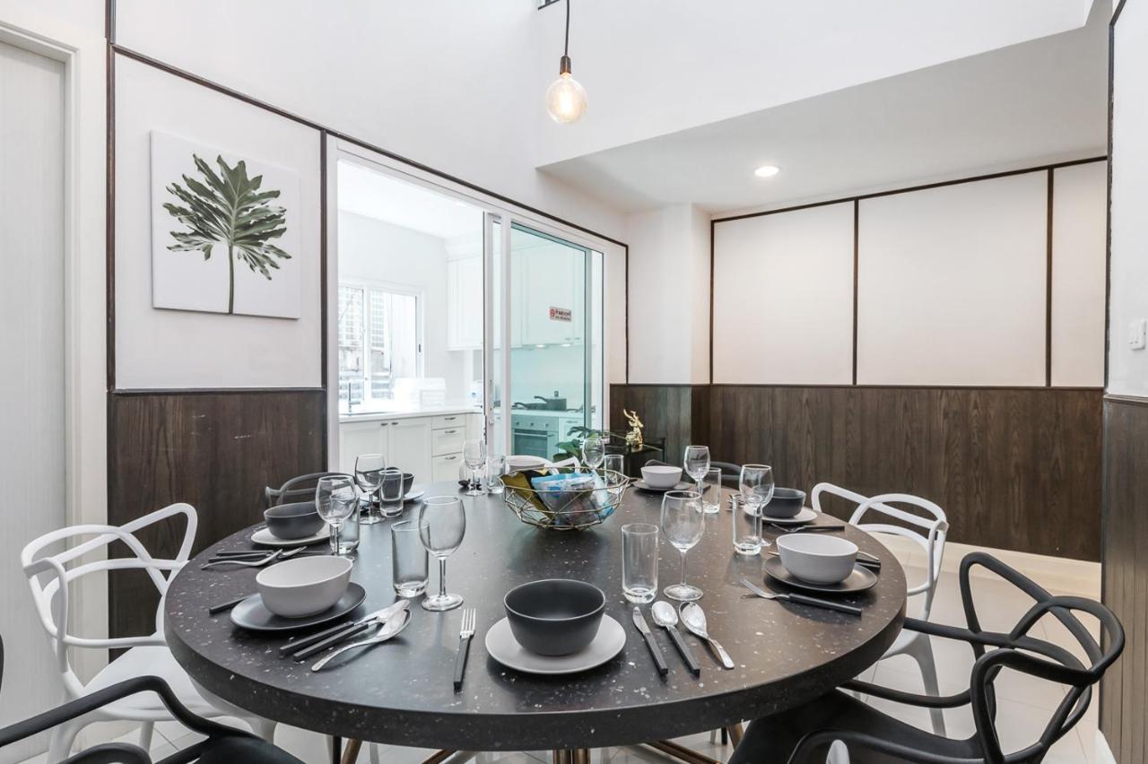 Pousada Miq Asoke808 - Asoke Bts - Garden Pool - 16 Pax