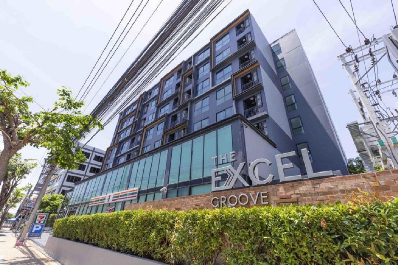 The Excel Groove At Lasalle 52 Apartment *