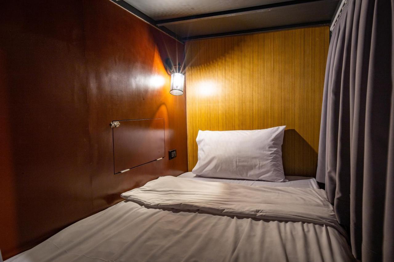 Asrama Luk - Digital Nomad Friendly Bangkok
