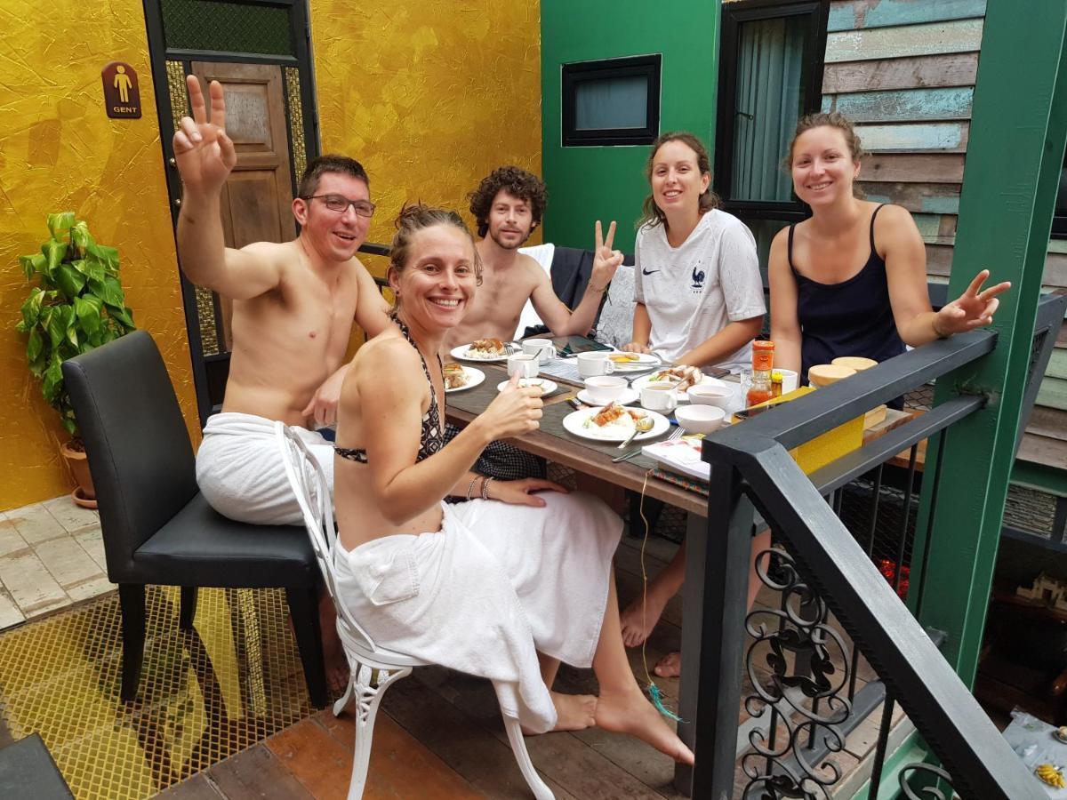 Hostel Tepbunthom Bangkok