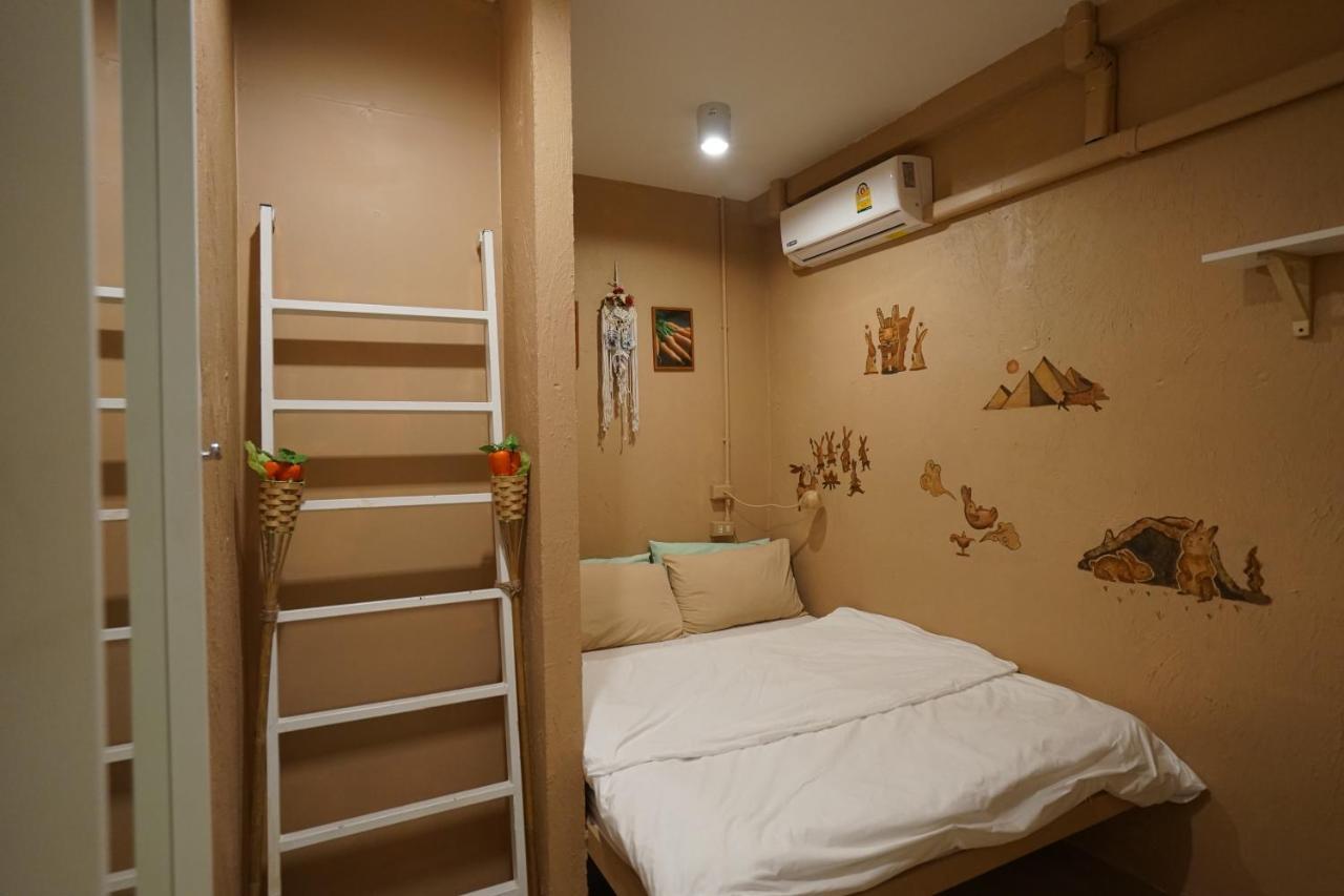 Asrama Rabbitat Bangkok