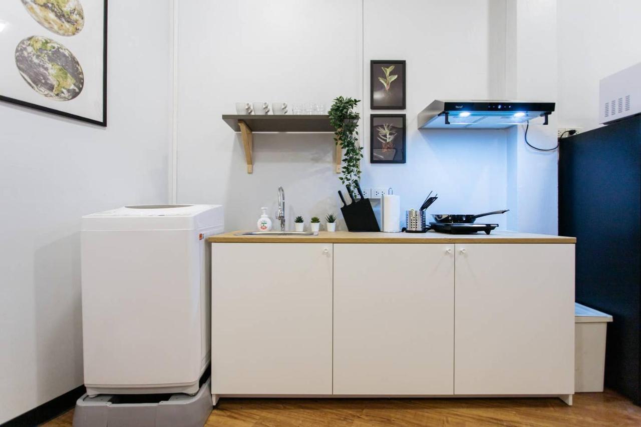U3 Large 2 Bedroom Full Kitchen Near Bts Udomsuk Apartment