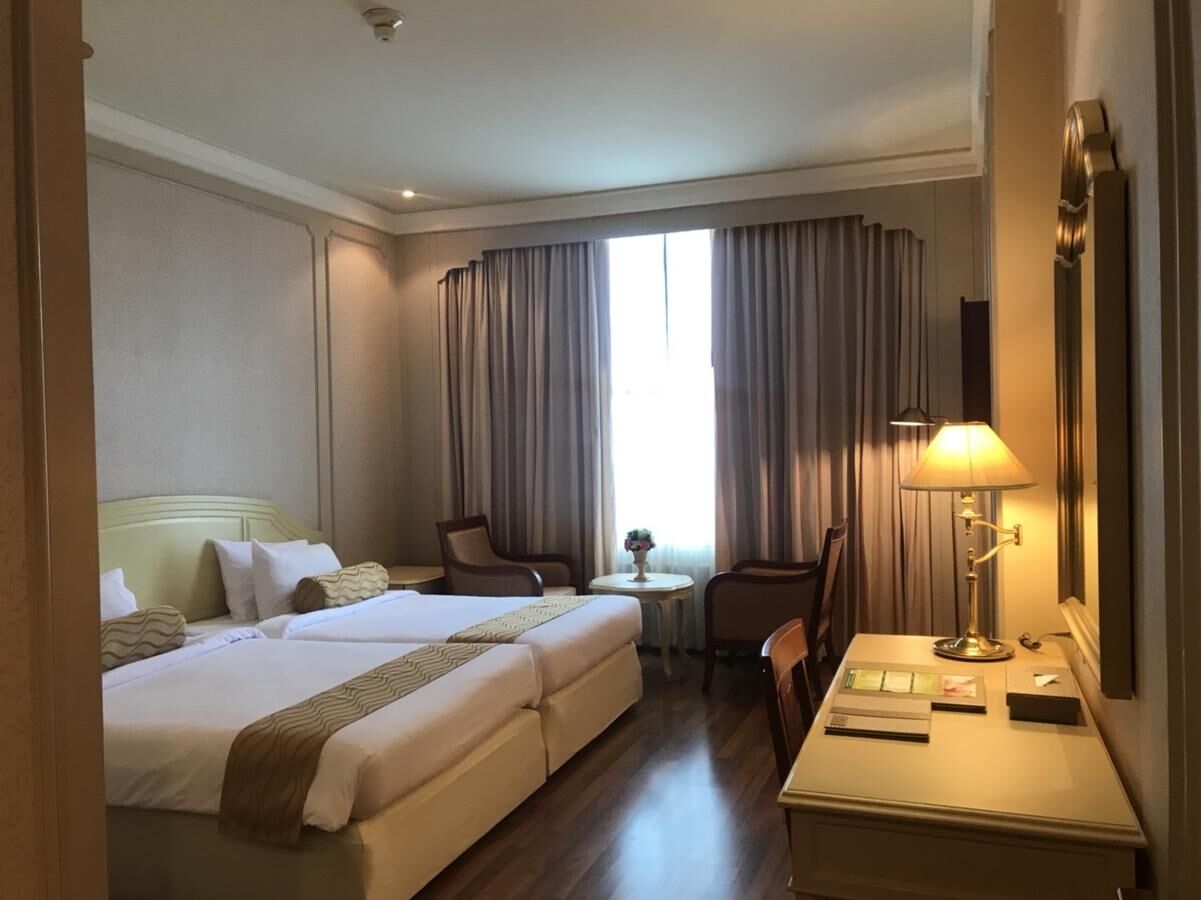 Hotel The Emerald