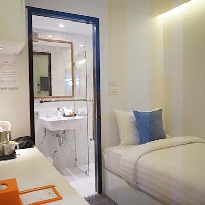 S Box Sukhumvit Hotel