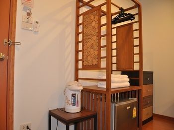Albergue Double Dd House At Mrt Sutthisarn Banguecoque