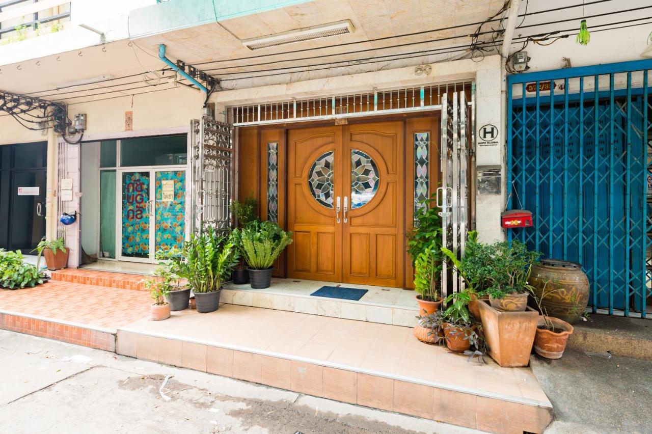 Bed & Breakfast Hidden Oasis Bangkok