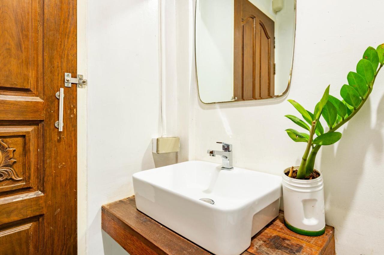 Hidden Oasis Bed & Breakfast