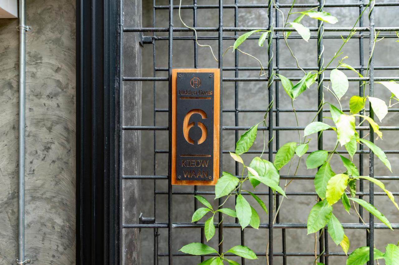 Hidden Oasis Bed & Breakfast Bangkok