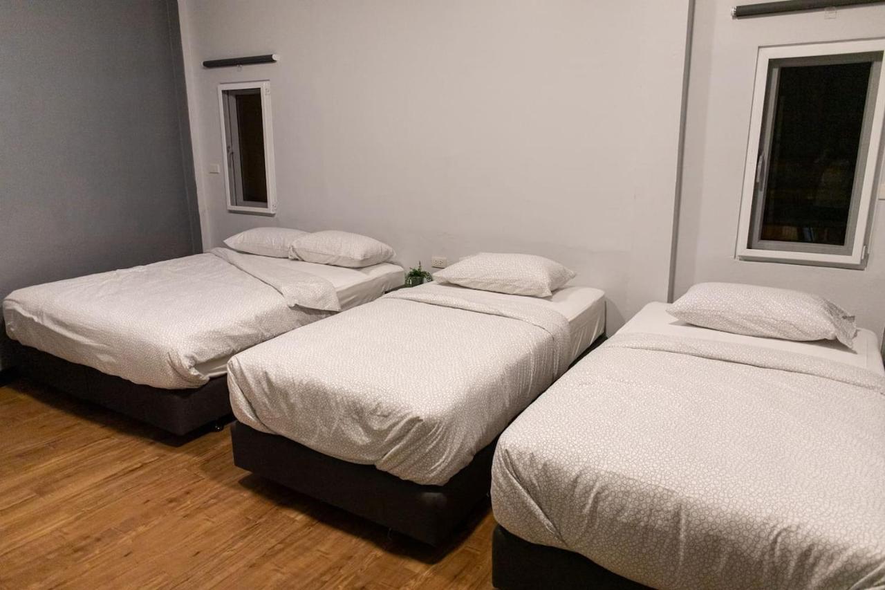 U4 Large 2 Bed Full Kitchen 200m To Bts Apartment *