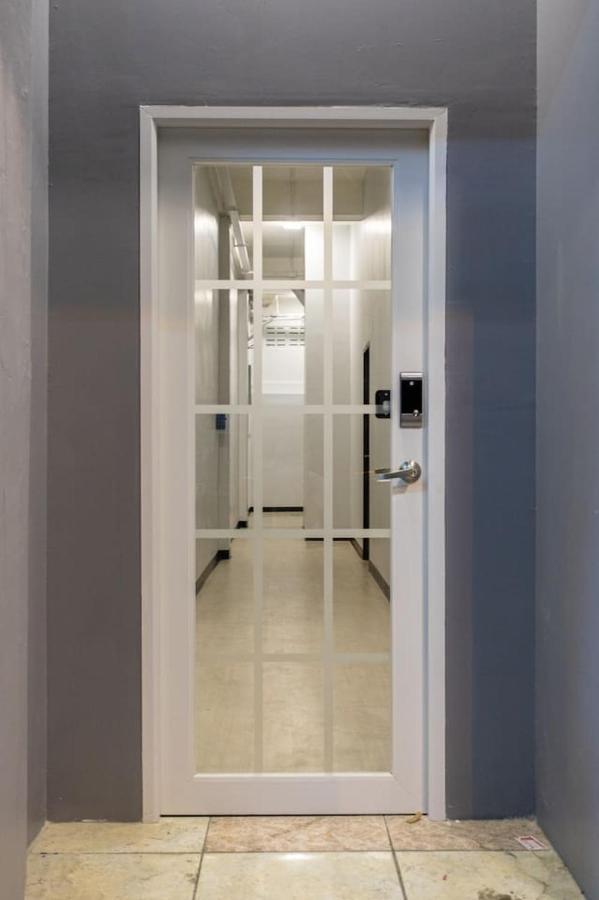 U1 Large 2 Bed Bts Udomsuk Apartment
