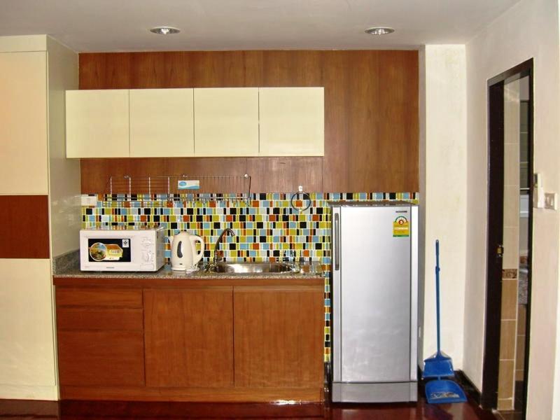 Eight Aparthotel