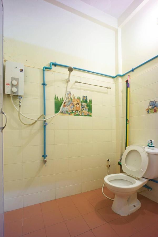 305hostel