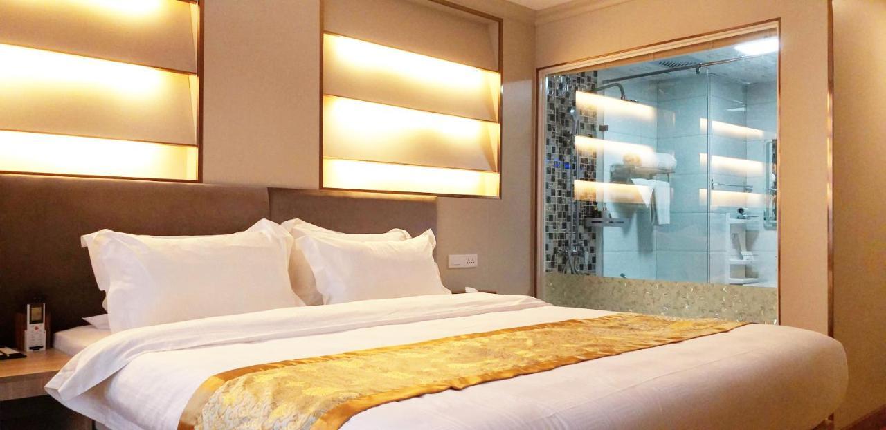 The Travellers Hotel Bangkok