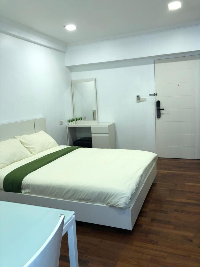 Flawless Sathorn Apartment