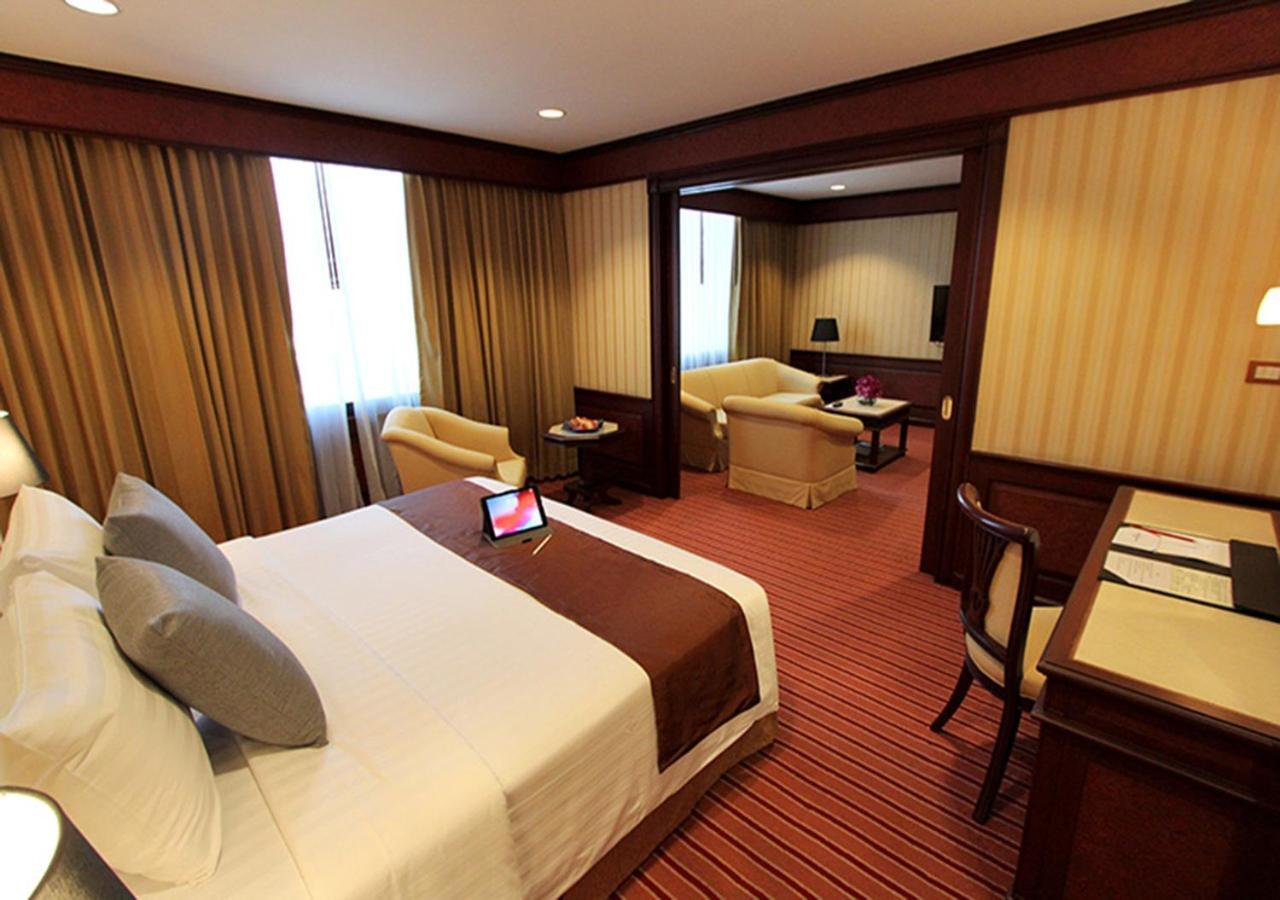 Grand Tower Rama 6