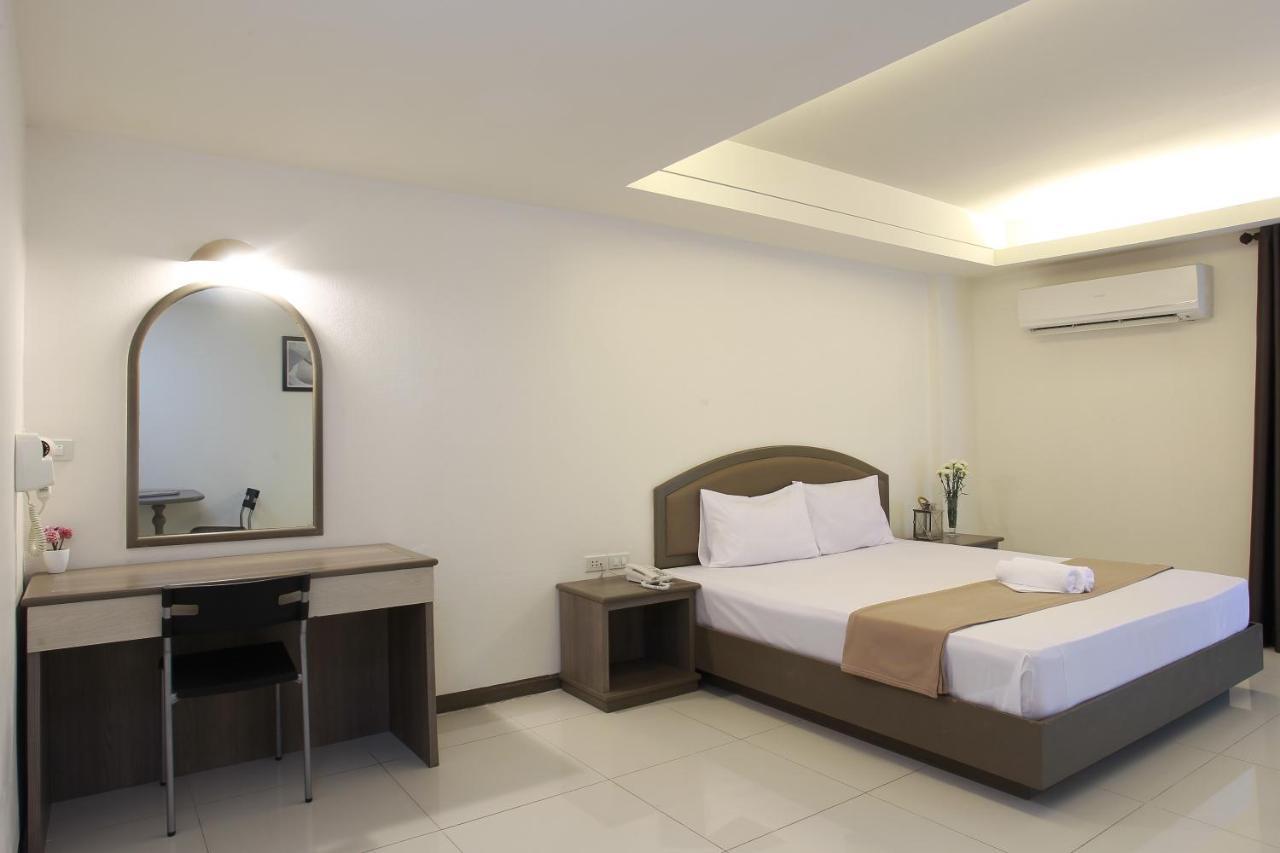 Lee Garden 4*