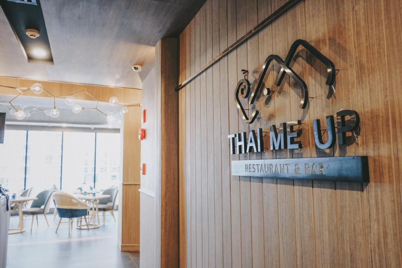 Eleven Sukhumvit 11 Hotel 4*