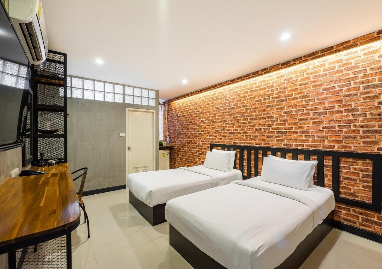 Hotel Ton Aor Place 3*