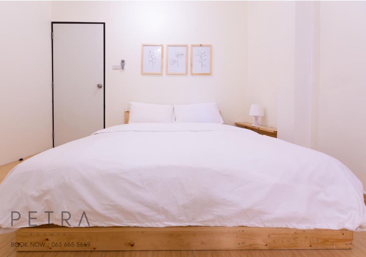 Petra Poshtel Donmuang Hostel *