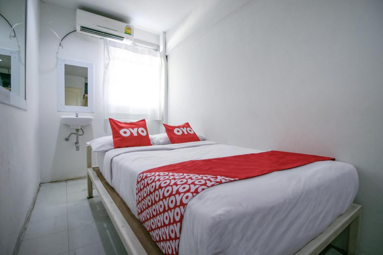 Hotel Oyo 568 Art Hua Lamphong