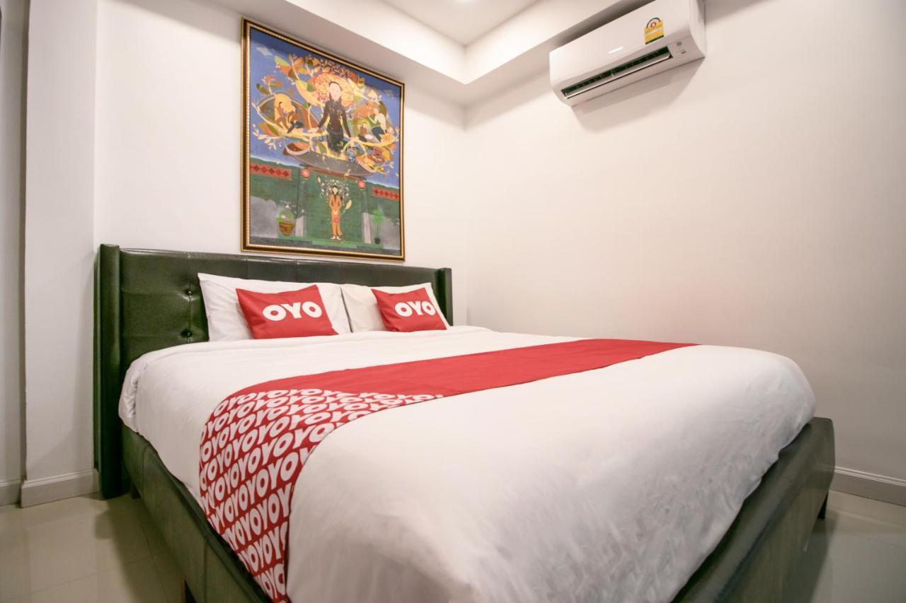 Oyo 568 Art Hua Lamphong Hotel