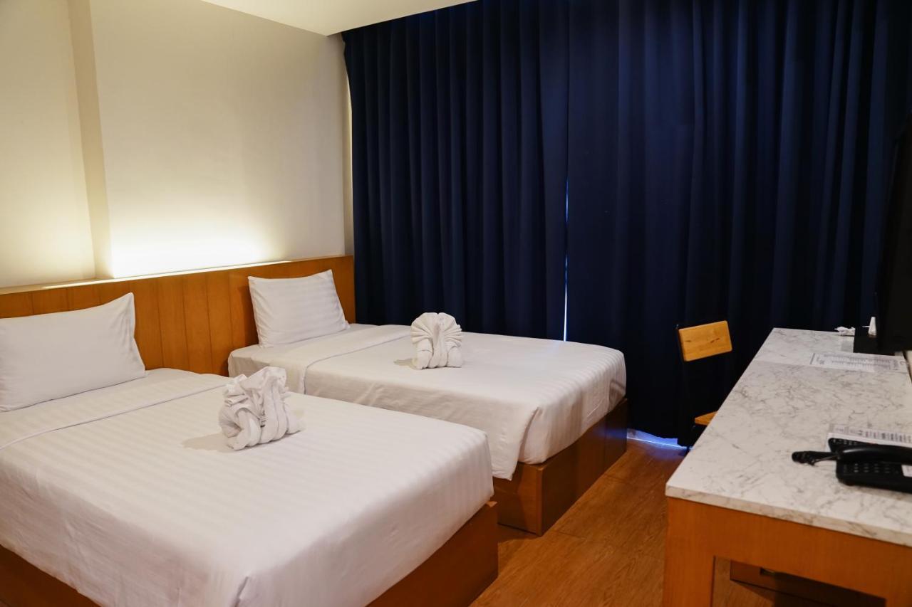 Hotel 130 & 4*