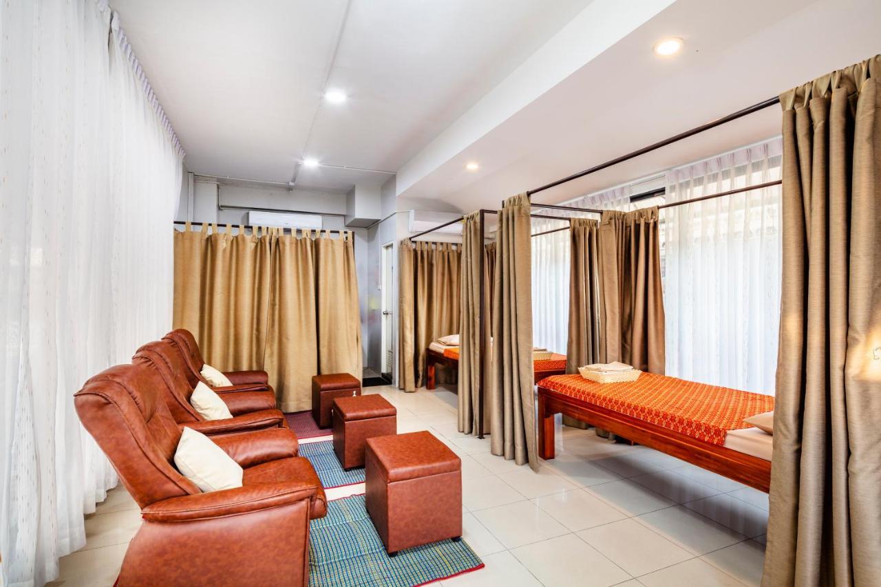 Livotel Hua Mak Hotel Bangkok